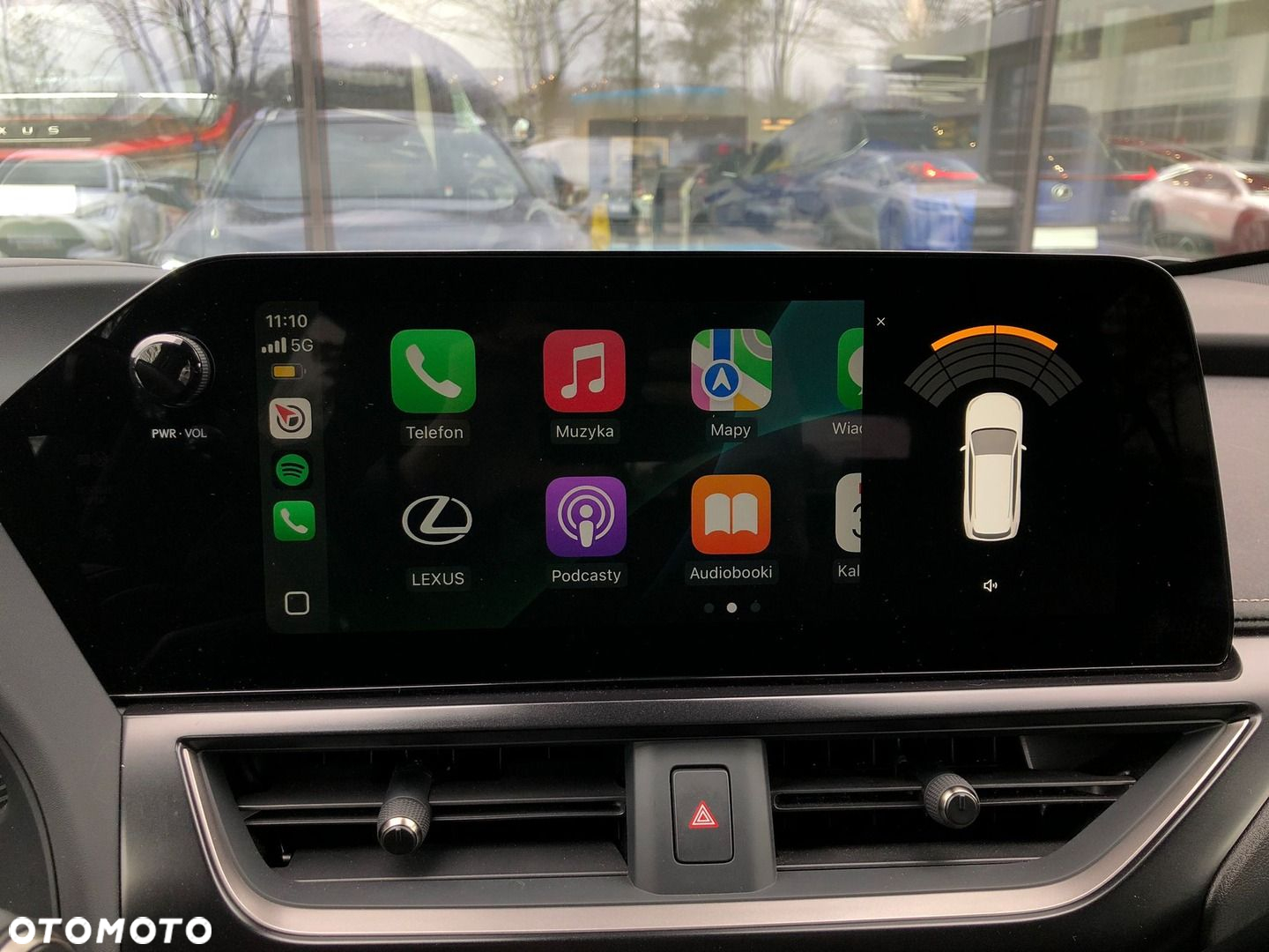 Lexus UX - 13