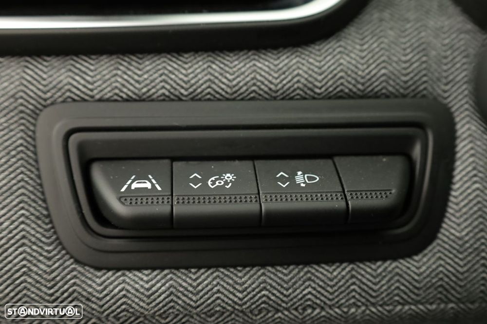 Renault Clio 1.0 TCe Techno Bi-Fuel - 18