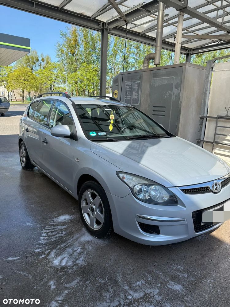 Hyundai i30 1.6 CRDi Classic + - 1