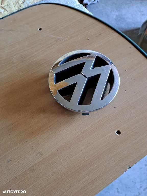 Emblema fata VW Touareg an 2003-2006 originala Cod 7L6853601A - 1