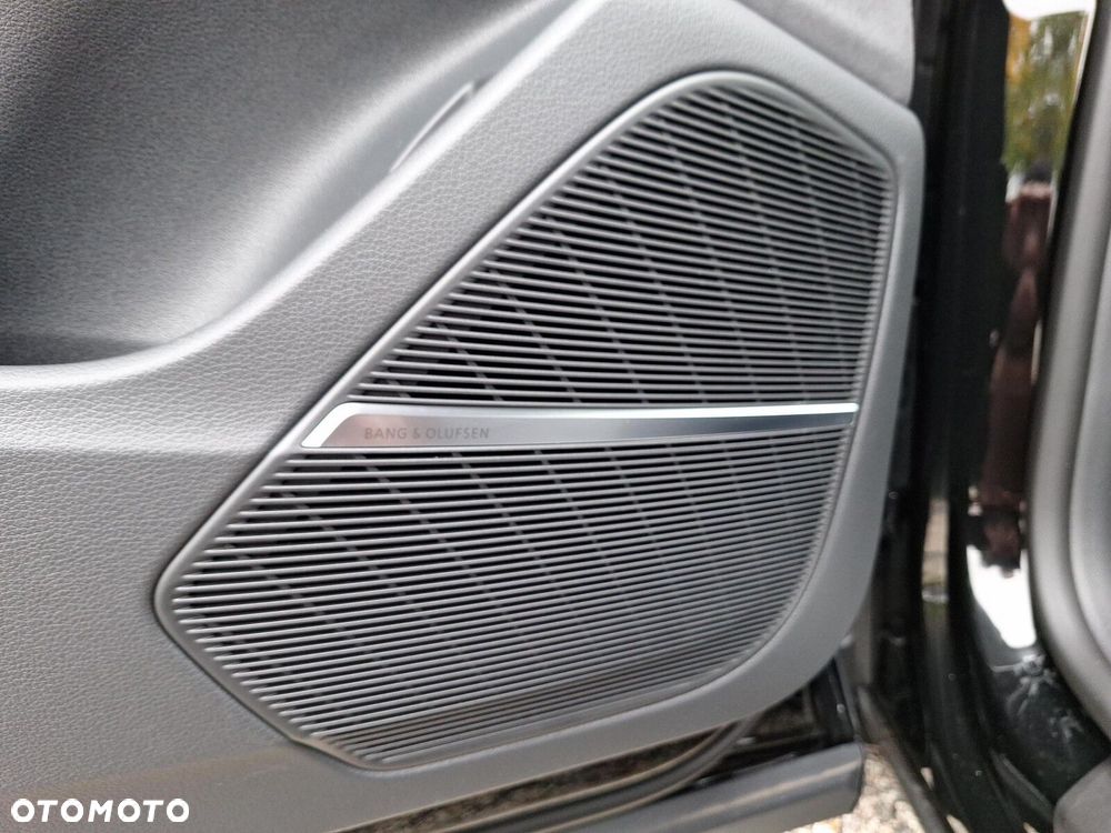 Audi Q8 - 21