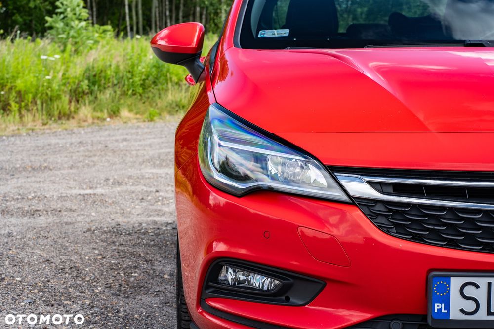 Opel Astra 1.6 T Dynamic S&S - 4