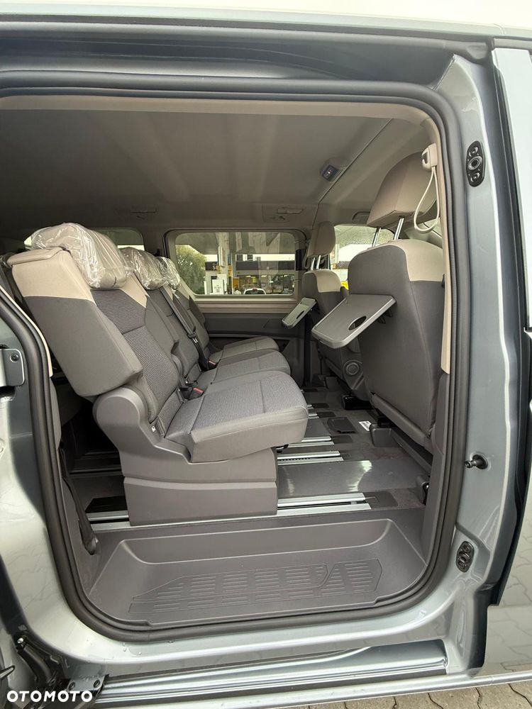 Volkswagen Multivan 2.0 TDI L2 Family DSG - 29