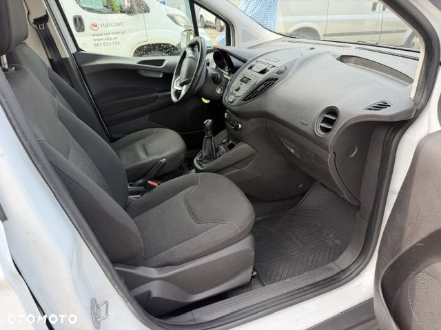 Ford Transit Courier - 4
