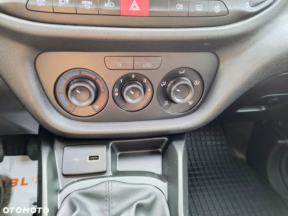 Fiat DOBLO - 14