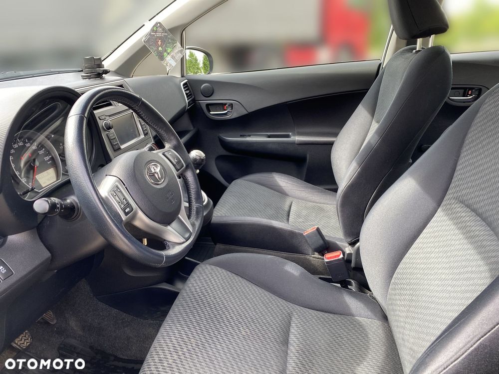 Toyota Verso S - 14