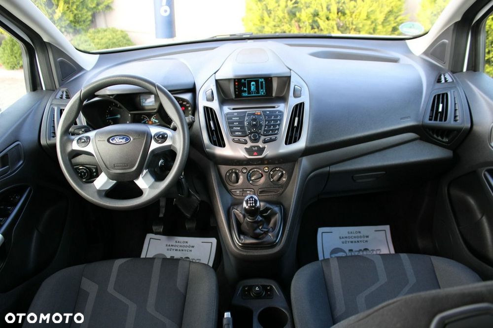 Ford Transit Connect - 23