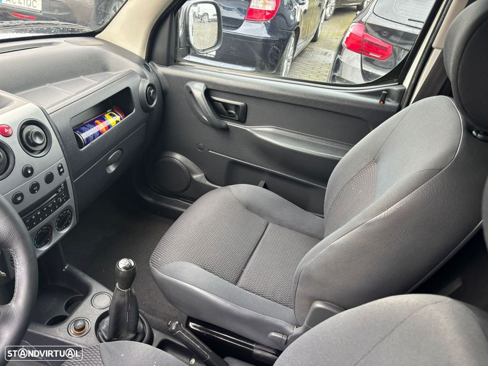 Citroën Berlingo 1.6 HDi 600 - 15