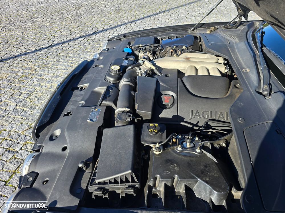 Jaguar XJ XJ6 3.0 Executive - 12