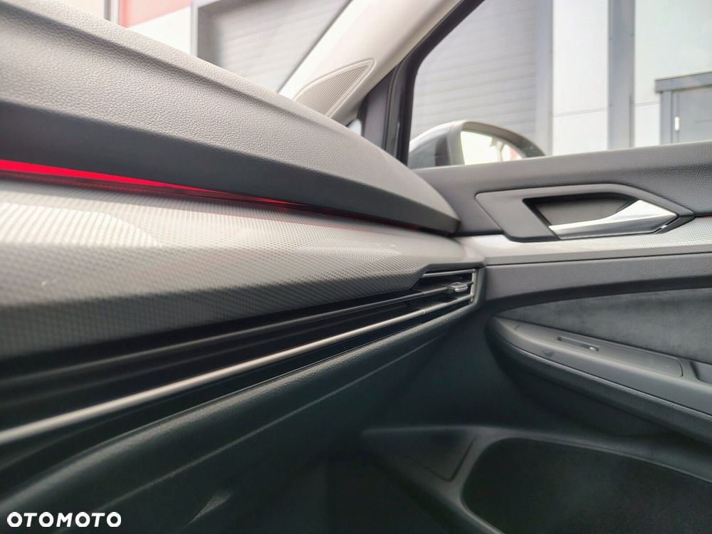 Volkswagen Golf Variant - 19