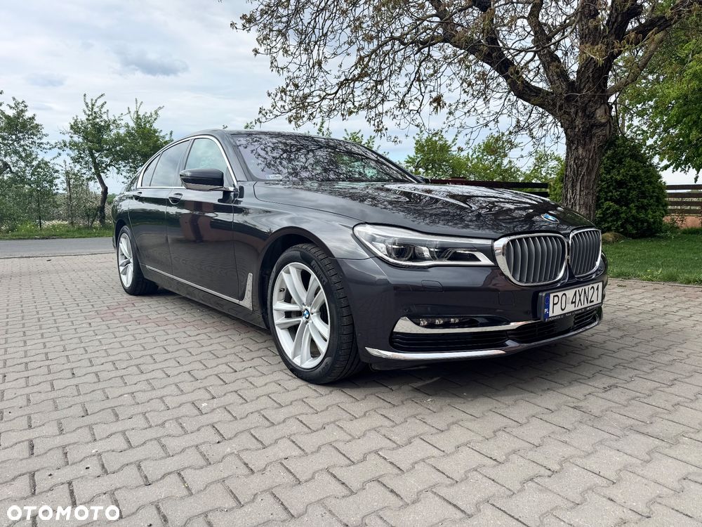 BMW Seria 7 730d xDrive - 34