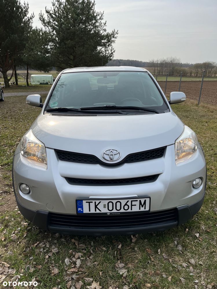 Toyota Urban Cruiser 1.4 D-4D 4x4 - 2