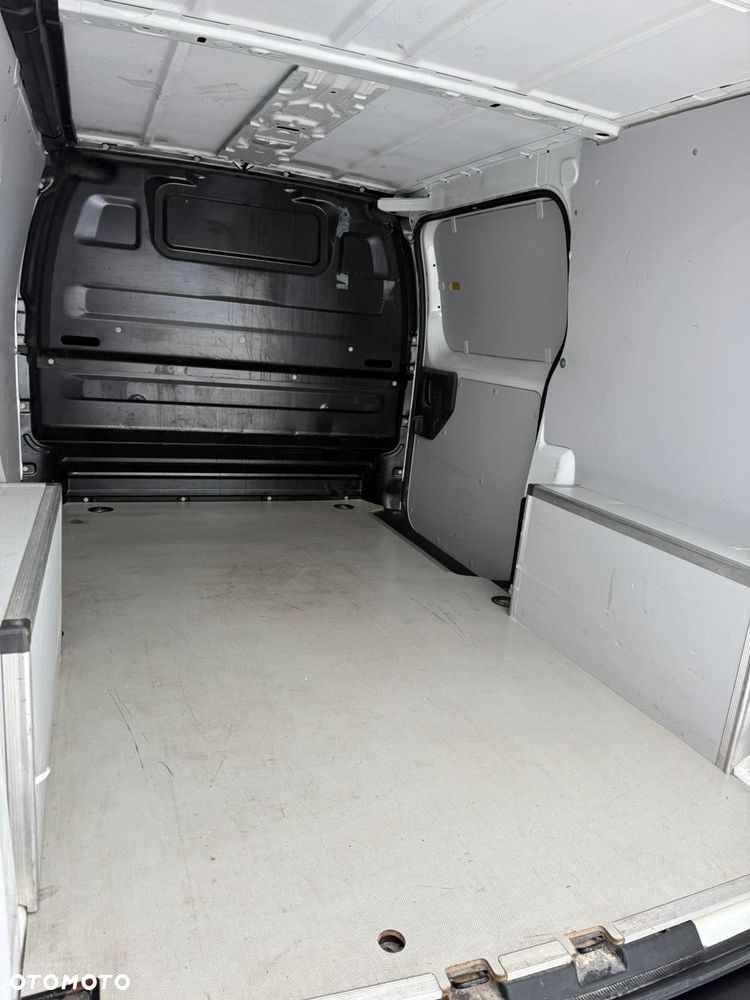 Opel Vivaro - 9