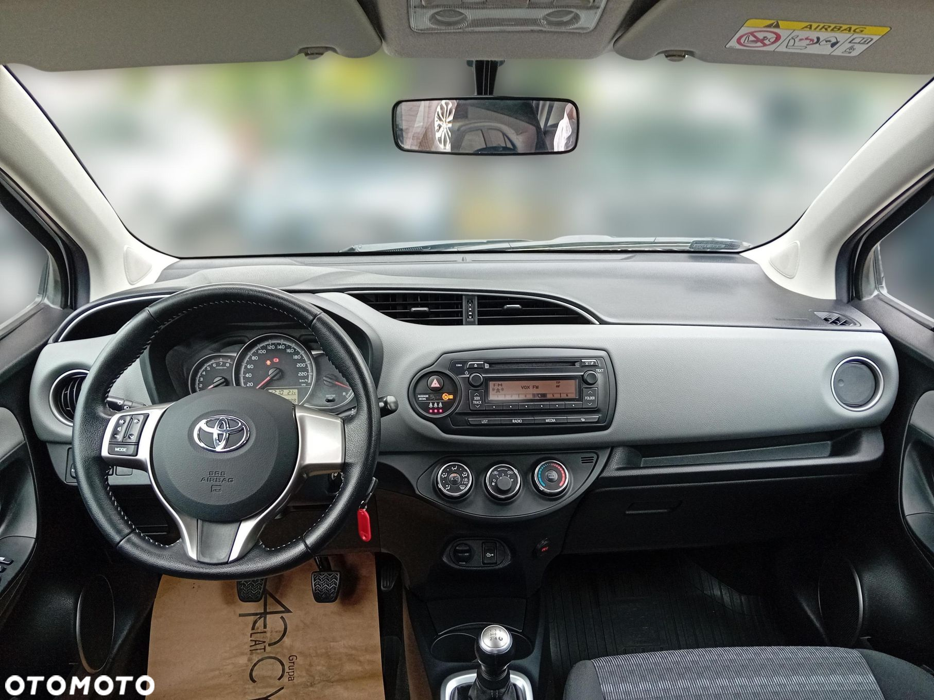Toyota Yaris 1.0 Active EU6 - 9