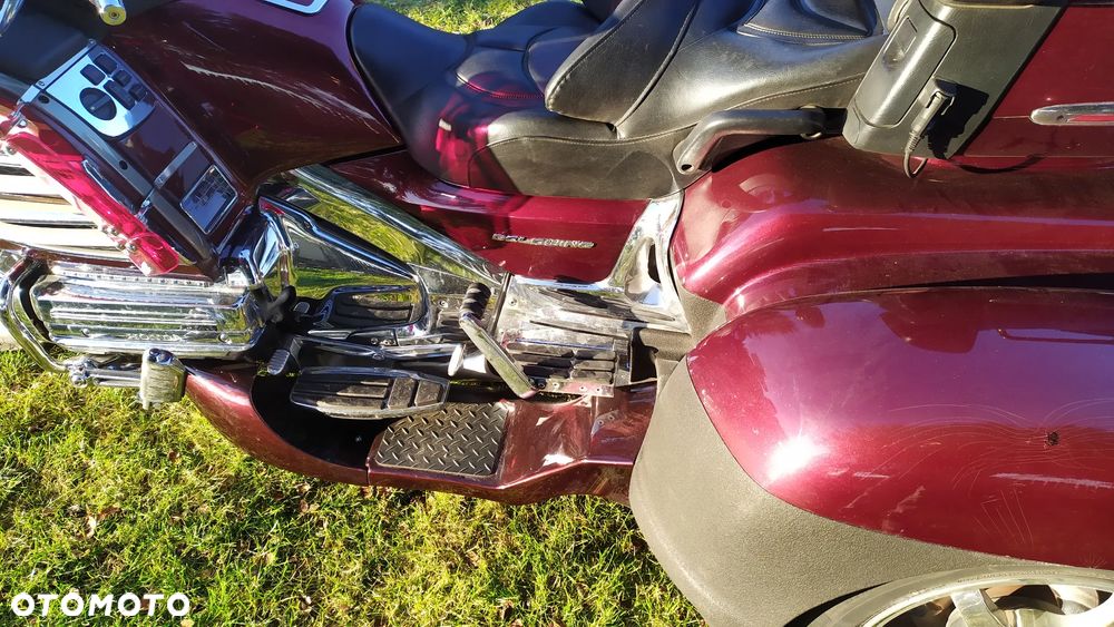 Honda GL - 11