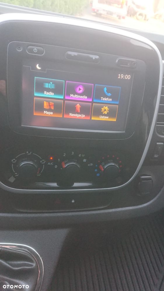 Renault Trafic - 31