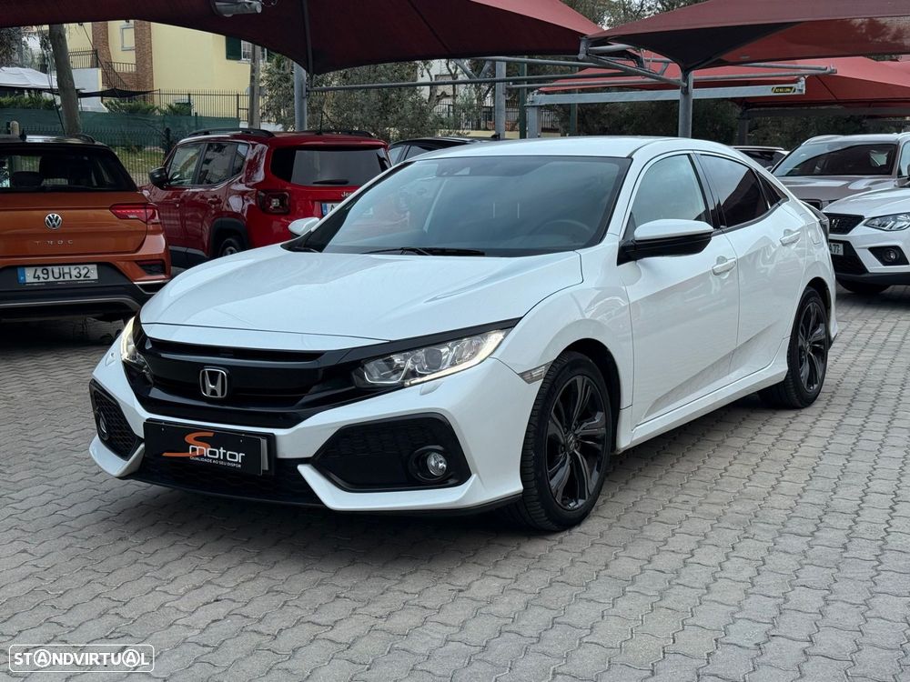 Honda Civic 1.0 i-VTEC Executive Premium - 1