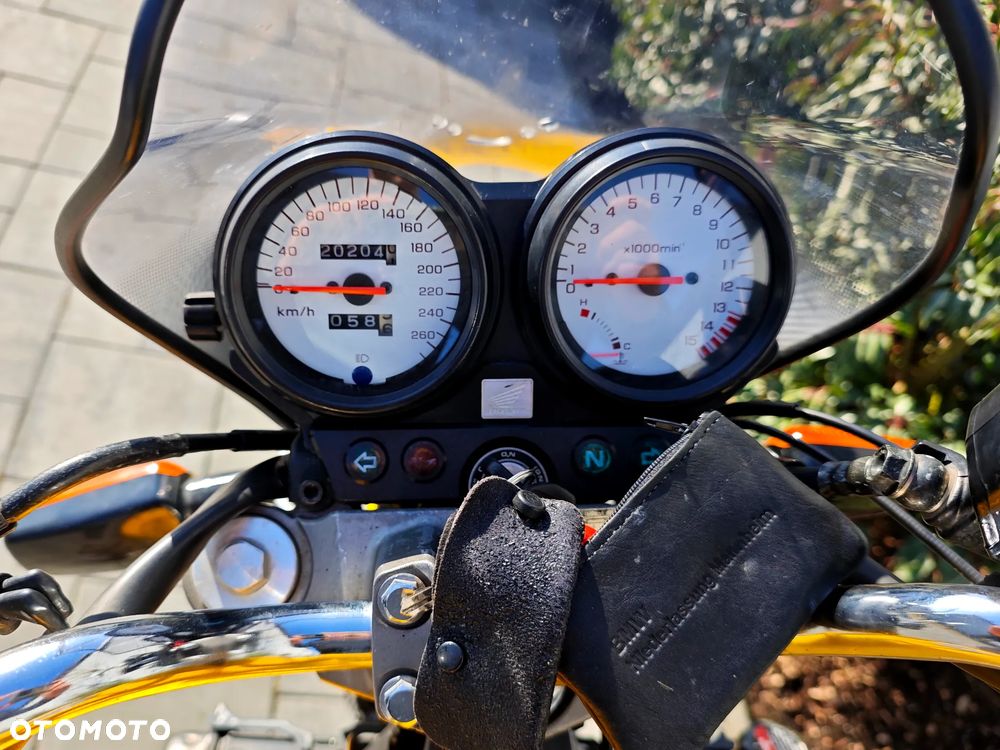 Honda Hornet - 14