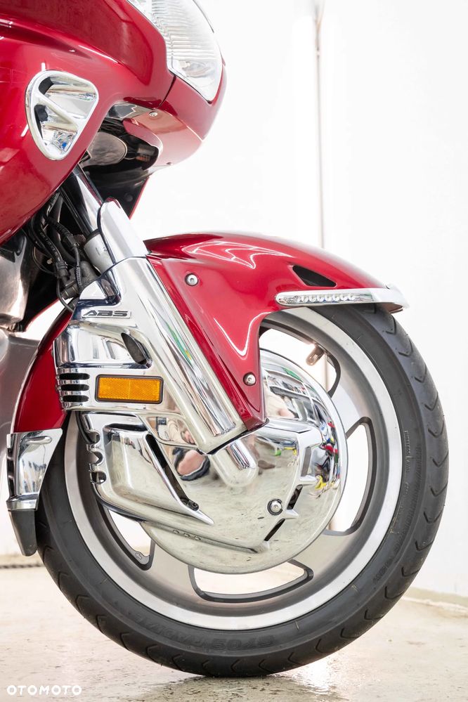 Honda GL - 33