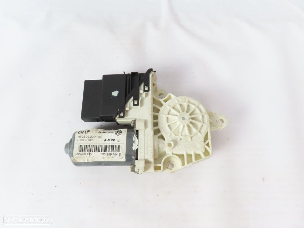 Motor elevador Direito/Trás Seminovo/ Original VW GOLF V (1K1) 1K0959704B - 1
