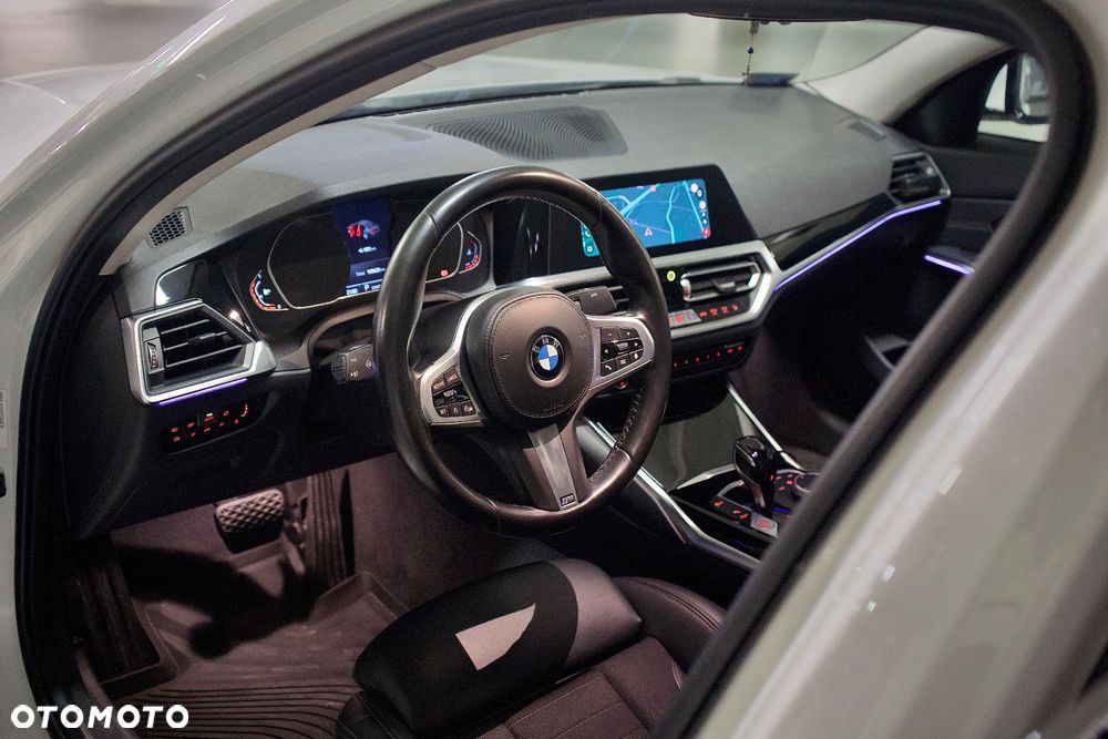 BMW Seria 3 318i Sport Line sport - 8