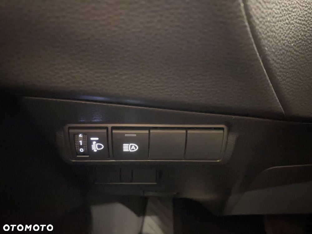 Toyota Corolla Cross - 19