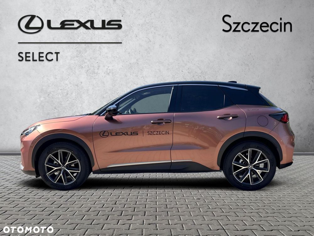 Lexus LBX 1.5 Hybrid Cool - 2