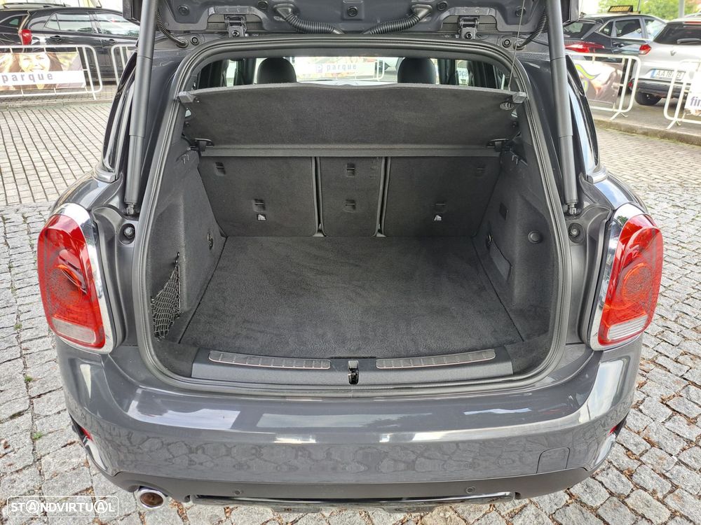 MINI Countryman Cooper SE ALL4 Auto - 18