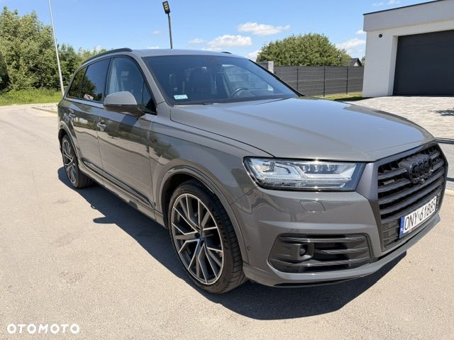 Audi Q7 - 10
