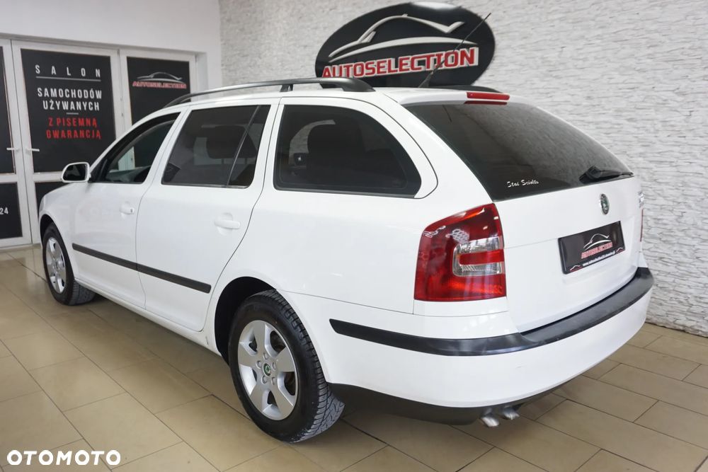 Skoda Octavia 1.9 TDI DSG Elegance - 11