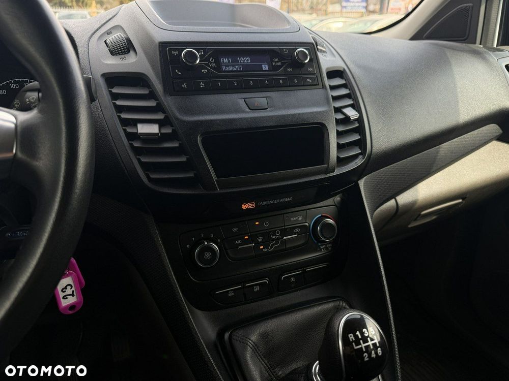 Ford Transit Connect - 24