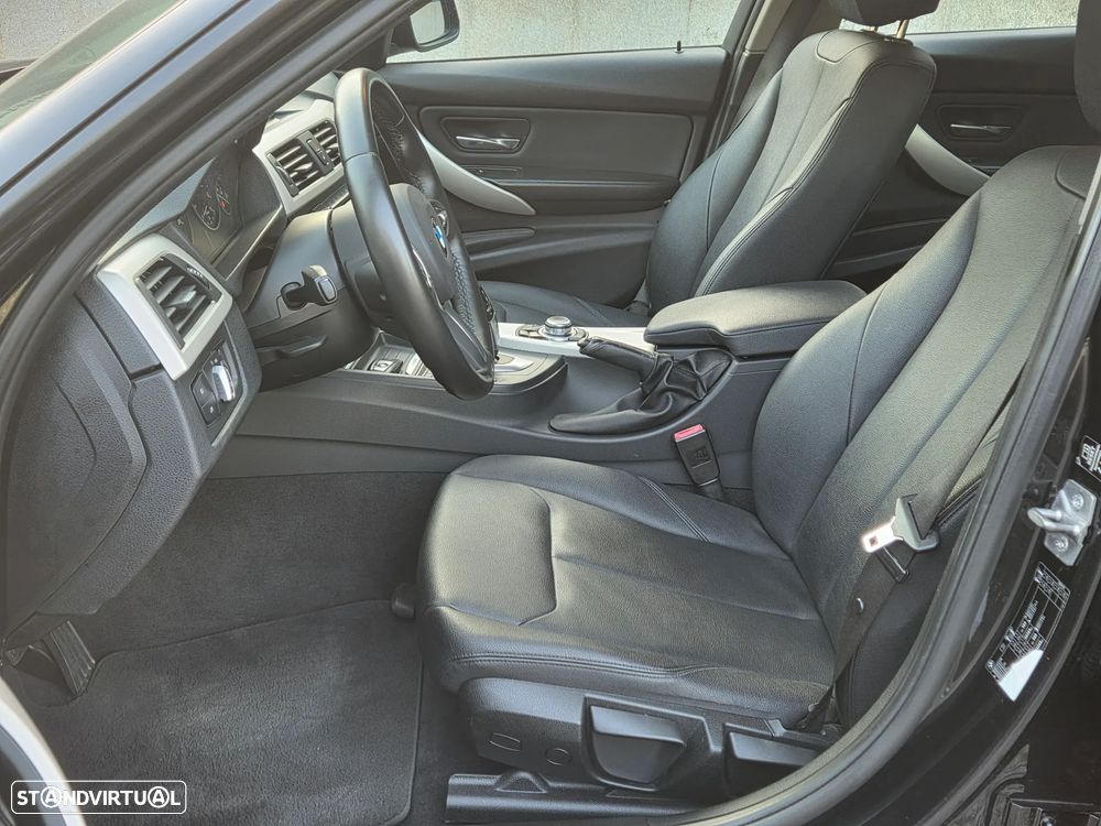 BMW 318 d Aut. Sport Line - 14