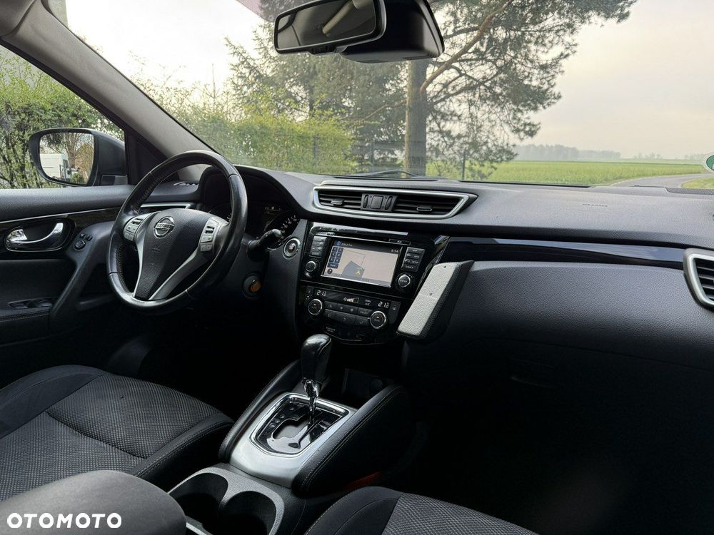Nissan Qashqai - 16