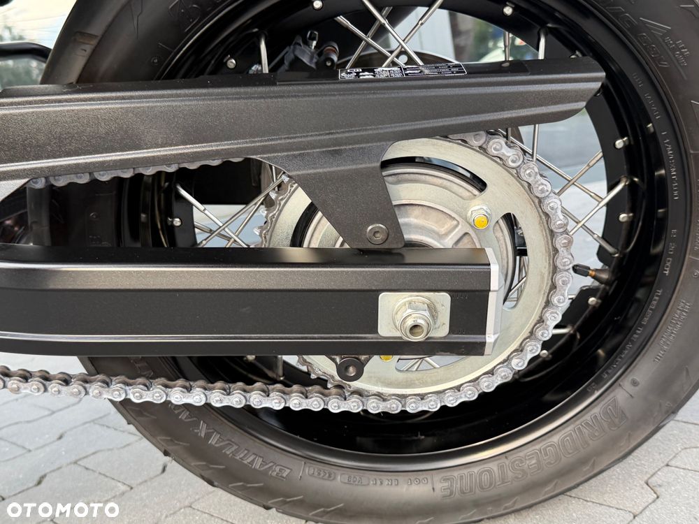 Suzuki V-STROM - 31