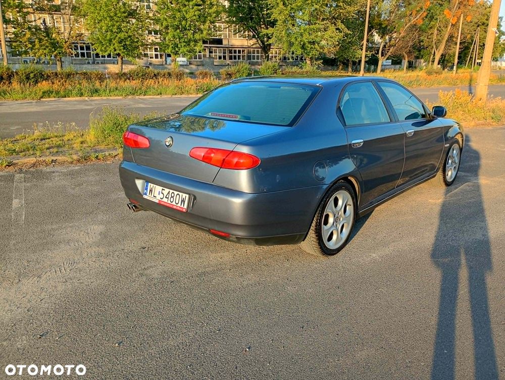 Alfa Romeo 166 - 6