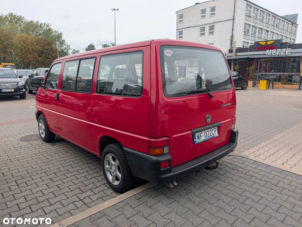 Volkswagen Multivan - 10