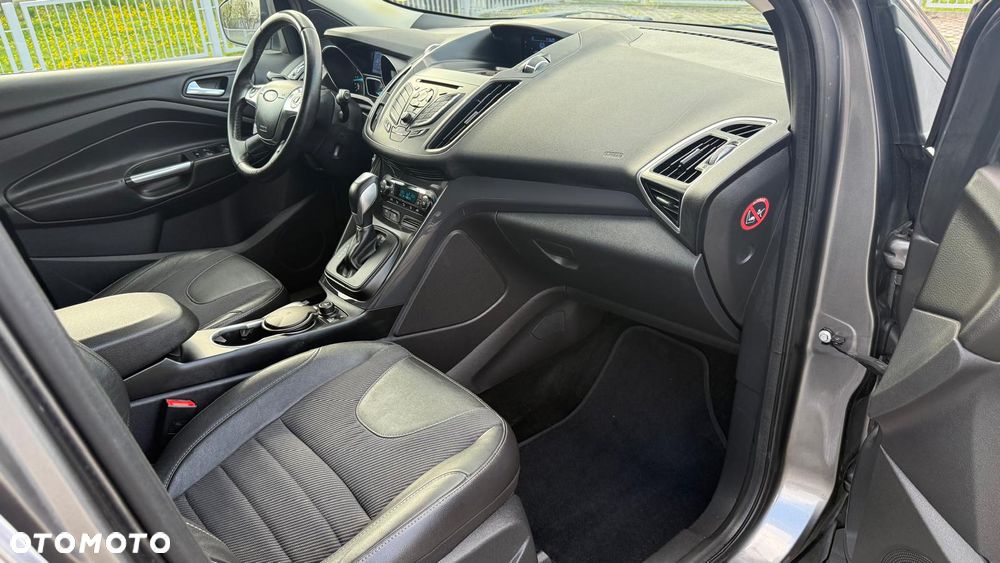 Ford Kuga 2.0 TDCi 4x4 Titanium - 30