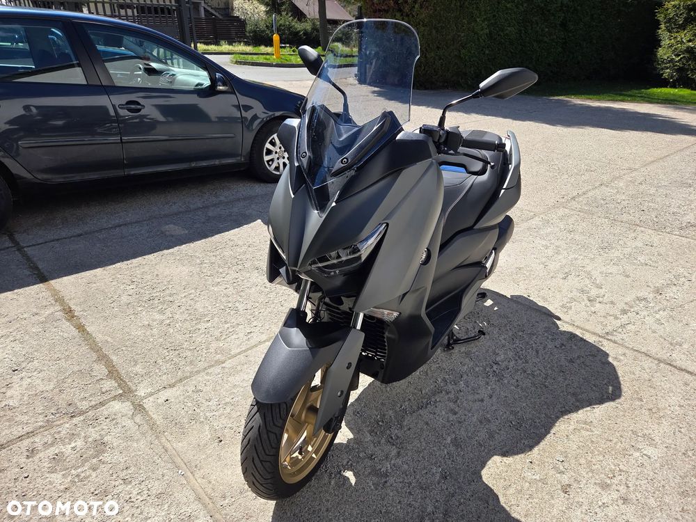 Yamaha X-max - 1