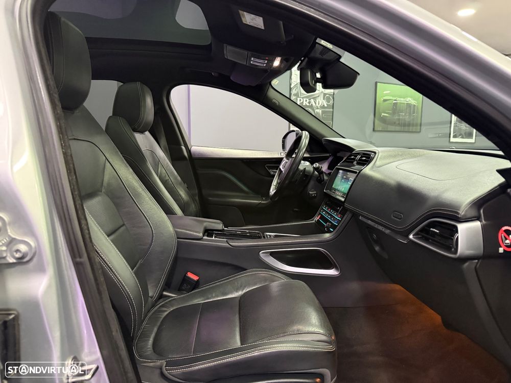 Jaguar F-Pace 20d Aut. R-Sport - 16