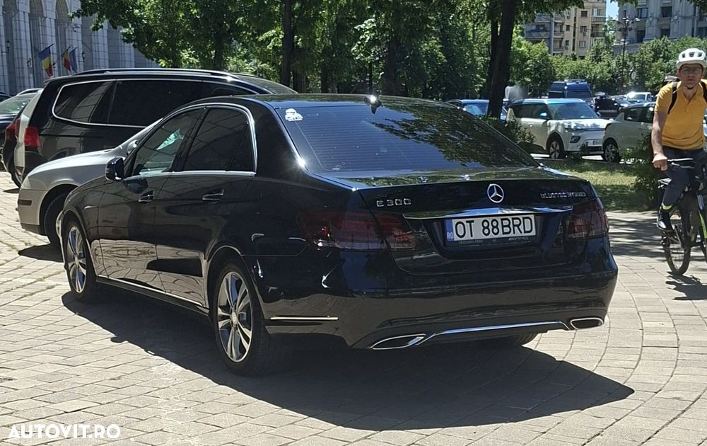 Mercedes-Benz E - 7