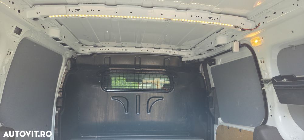Ford Tranzit Conect L1 - 6