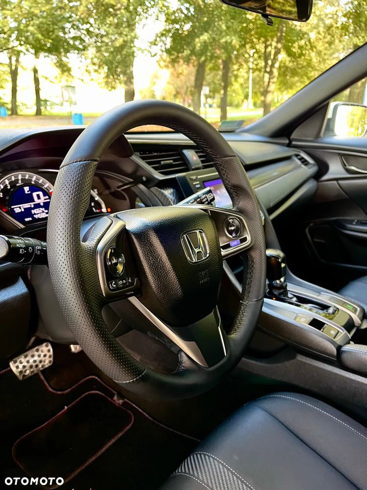 Honda Civic 1.5 i-VTEC Turbo CVT Sport - 12
