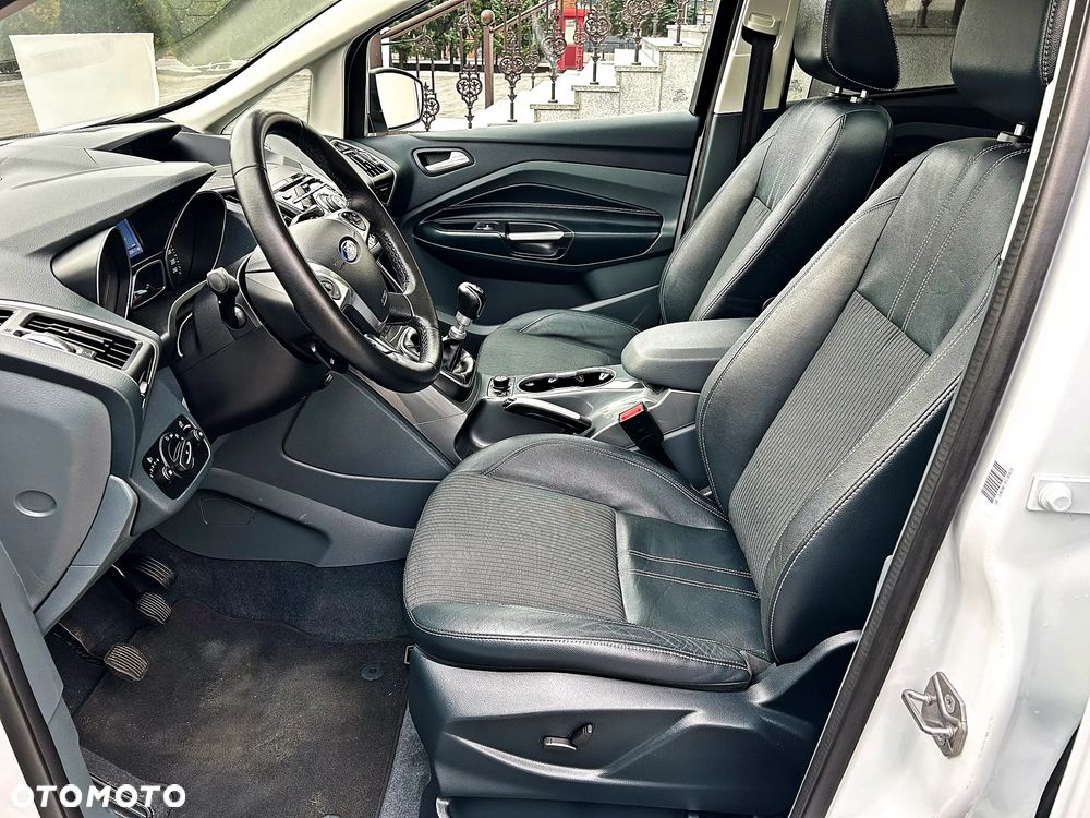 Ford C-MAX 2.0 TDCi Titanium - 19