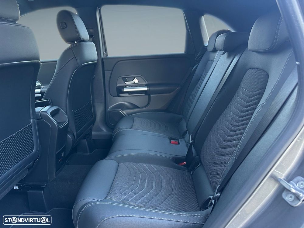 Mercedes-Benz B 250 - 13