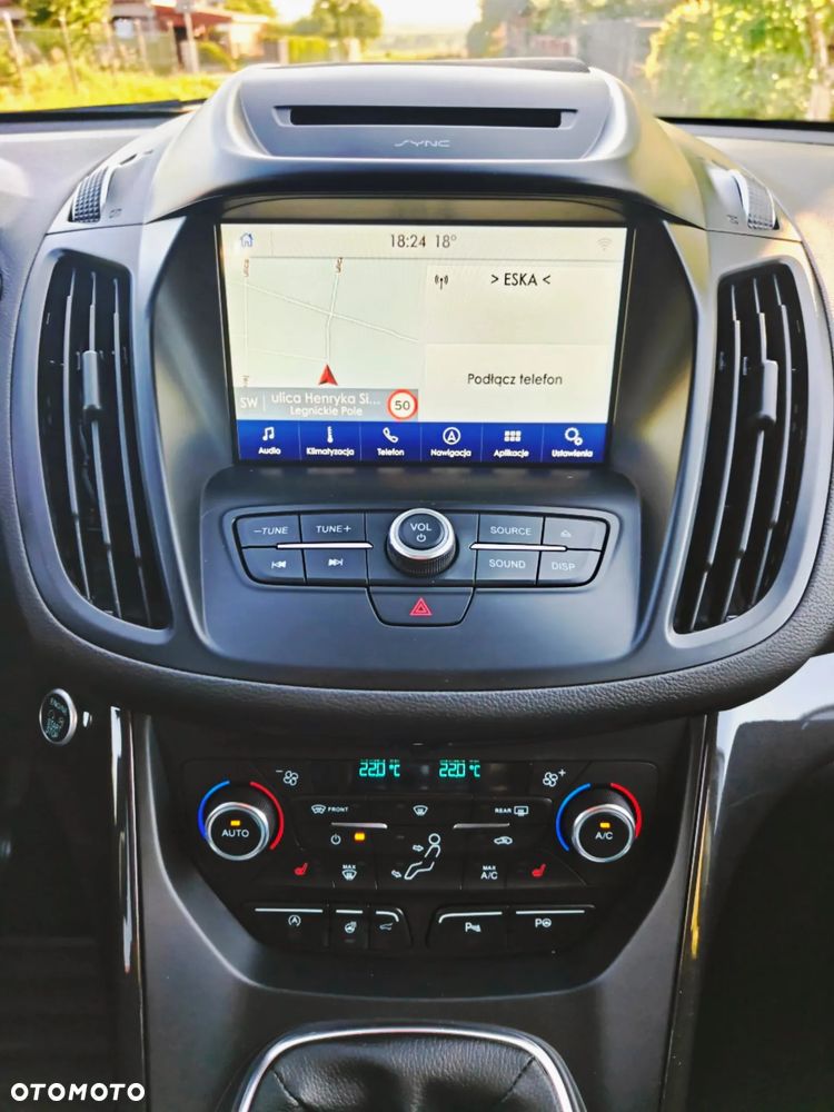Ford Kuga 2.0 TDCi 2x4 Titanium - 12