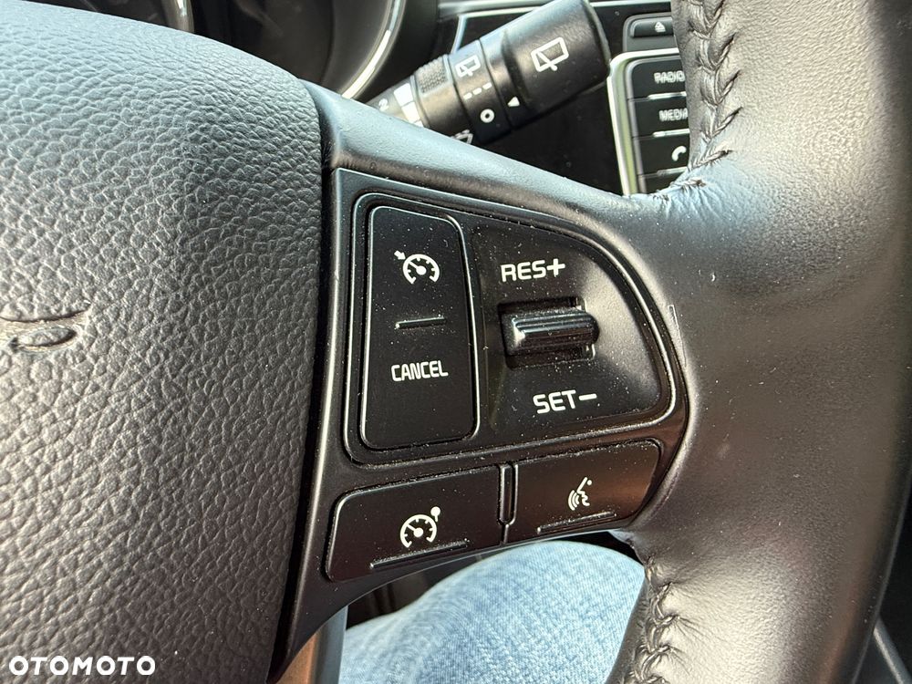 Kia Rio 1.2 Business Line - 17