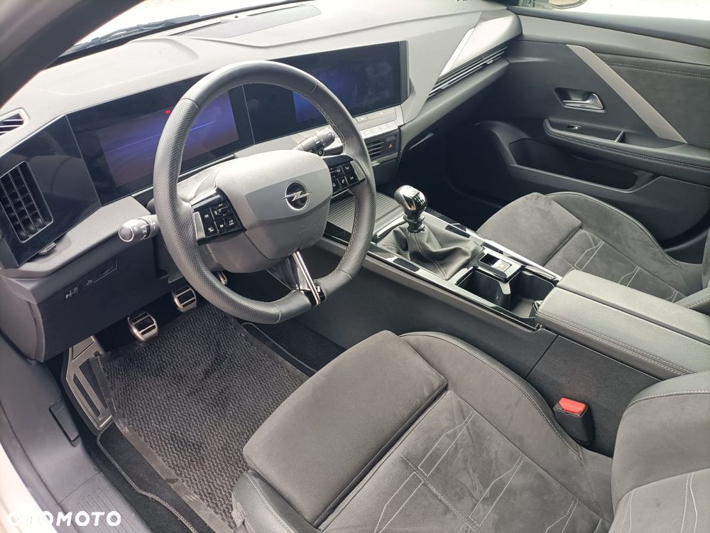 Opel Astra 1.2 T GS Line S&S - 7