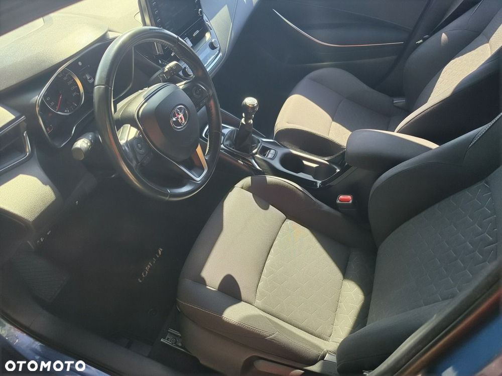 Toyota Corolla 1.2 T Comfort - 22