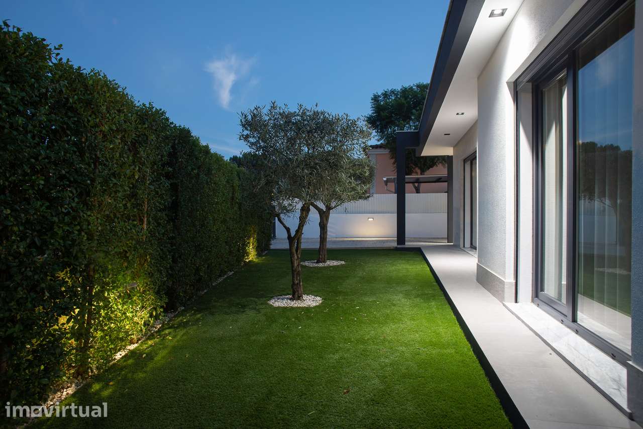 Moradia T4 Térrea, com piscina – Vila Nogueira de Azeitão - Grande imagem: 2/39
