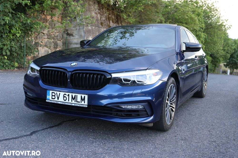 BMW Seria 5 520d xDrive AT - 2